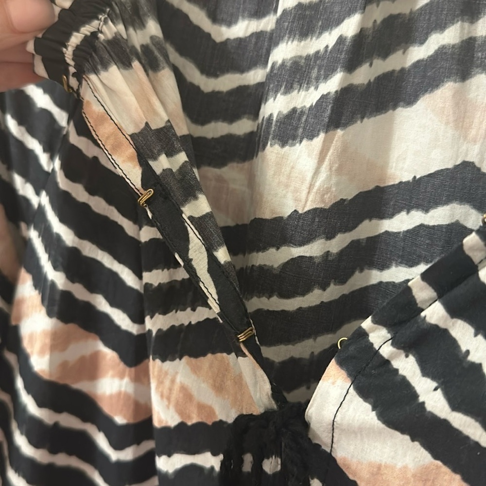 Figue Bella Short Dress Chevron Black,White,Tan Smocked Cuffs Small Boho Boho - Picture 13 of 13
